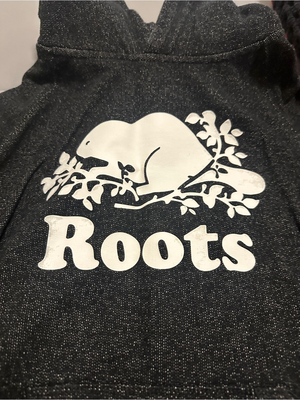 Roots charcoal colour sweater